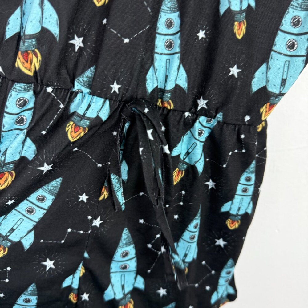 NWT Modcloth Breakfast for Dinner Easy Does It Sleep Romper Rockets Size Medium - Picture 5 of 12